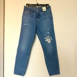 Levi’s Icon Wedgie jeans, never worn. Size 26